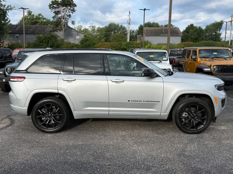 2023 Jeep Grand Cherokee 30th Anniversary