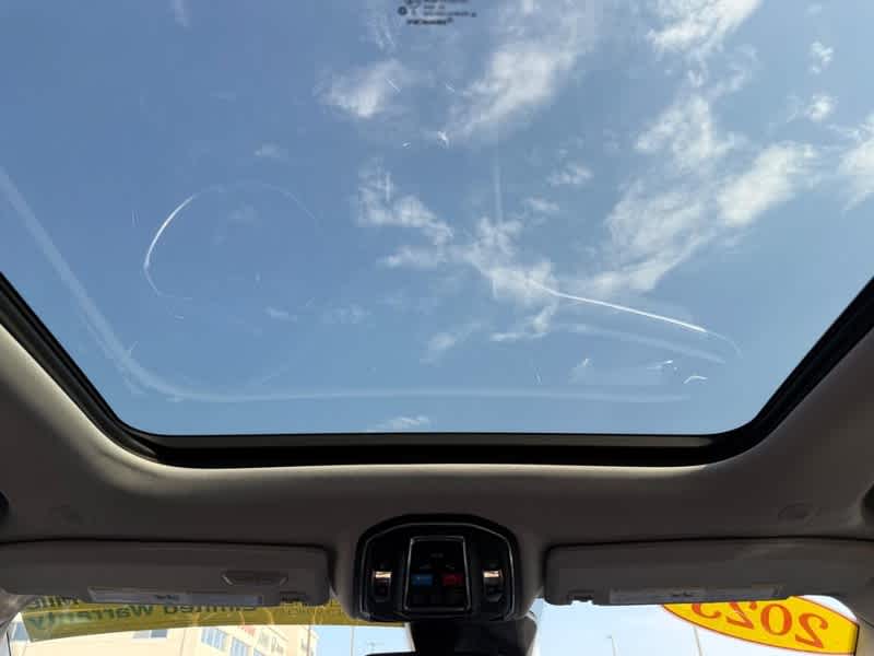 2023 Jeep Grand Cherokee Base
