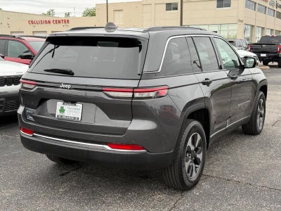 2024 Jeep Grand Cherokee Base