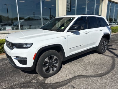 2024 Jeep Grand Cherokee Base