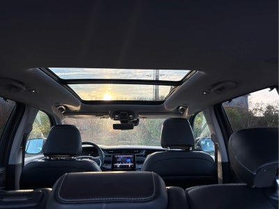 2023 Jeep Grand Cherokee 30th Anniversary