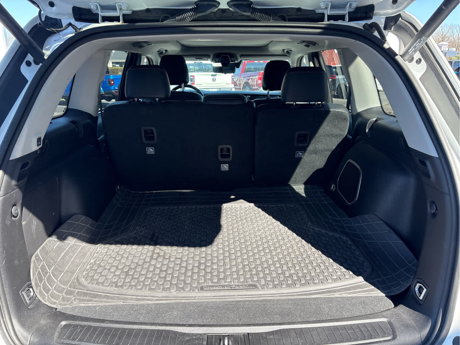 2024 Jeep Grand Cherokee Base