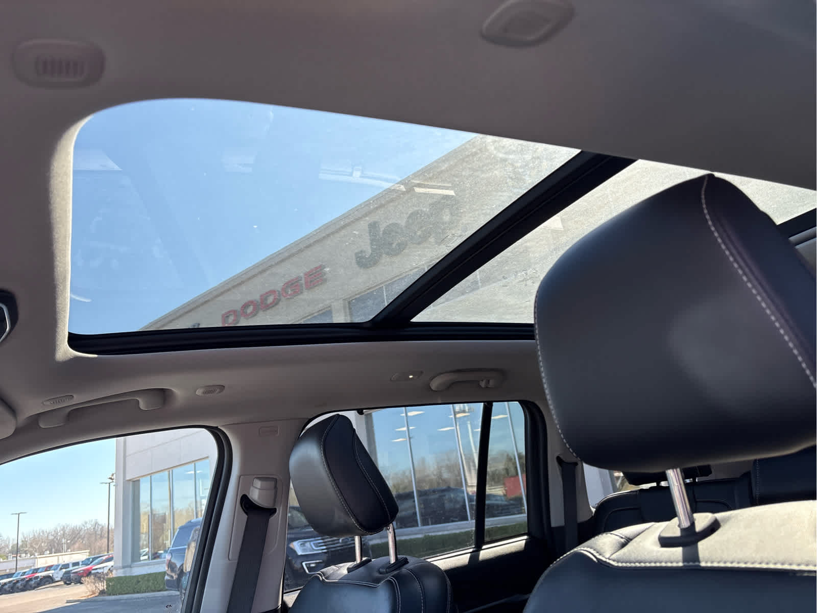 2024 Jeep Grand Cherokee Base