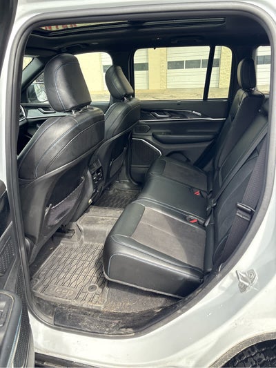 2023 Jeep Grand Cherokee Trailhawk