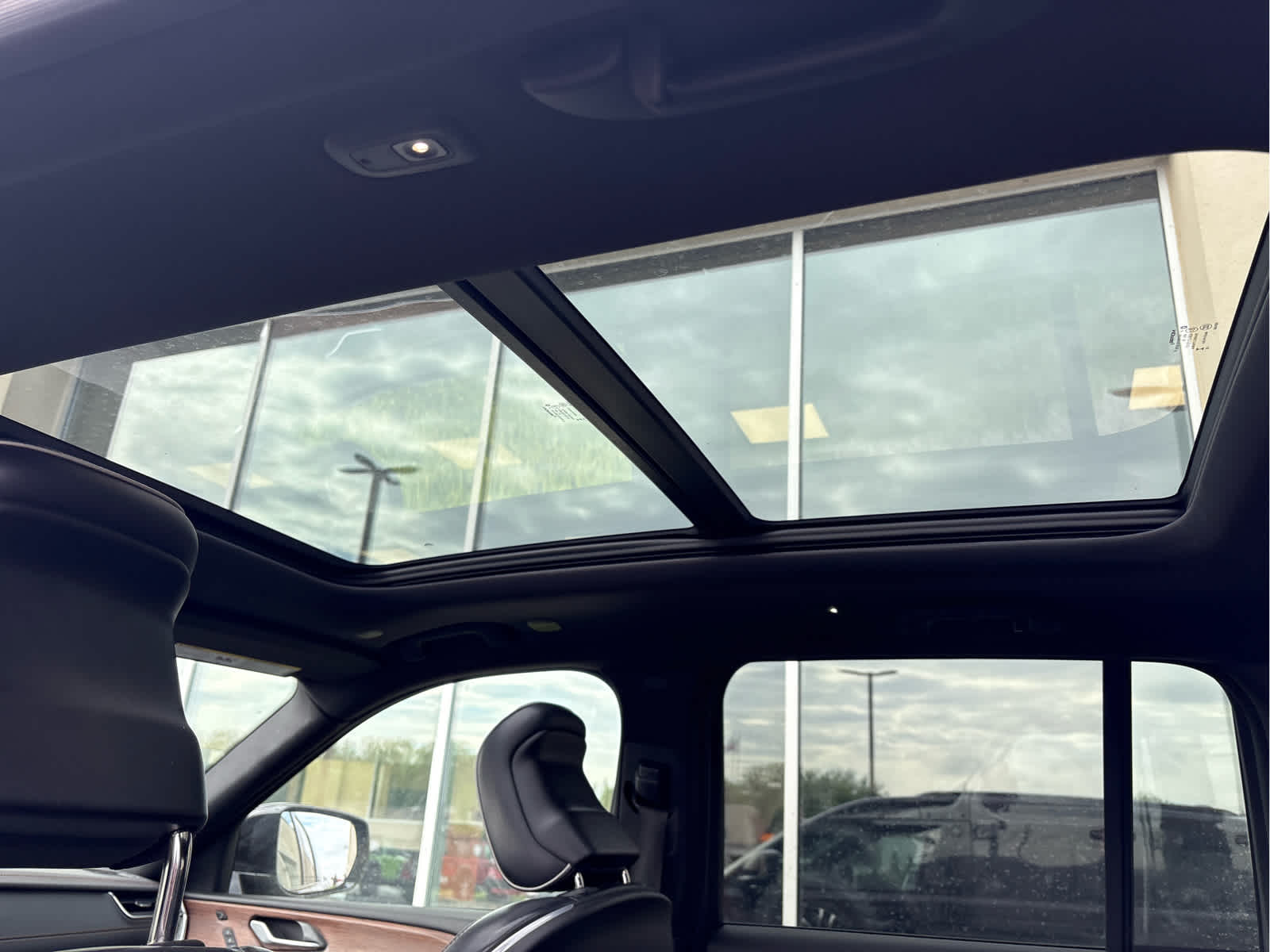 2023 Jeep Grand Cherokee Summit