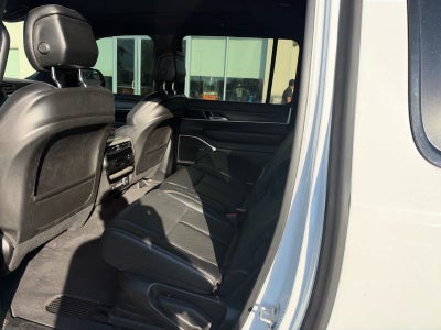 2023 Jeep Wagoneer L Series II 4x4