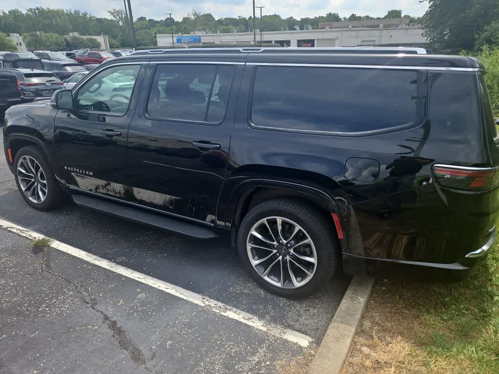 2023 Jeep Wagoneer L Series II
