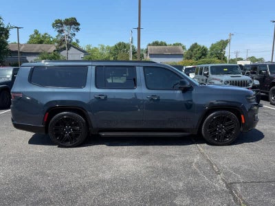 2023 Jeep Wagoneer L Series II Carbide