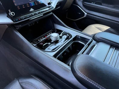 2023 Jeep Wagoneer L Series II Carbide