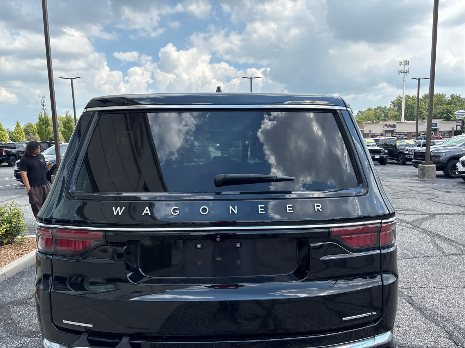 2023 Jeep Wagoneer L Series II 4x4