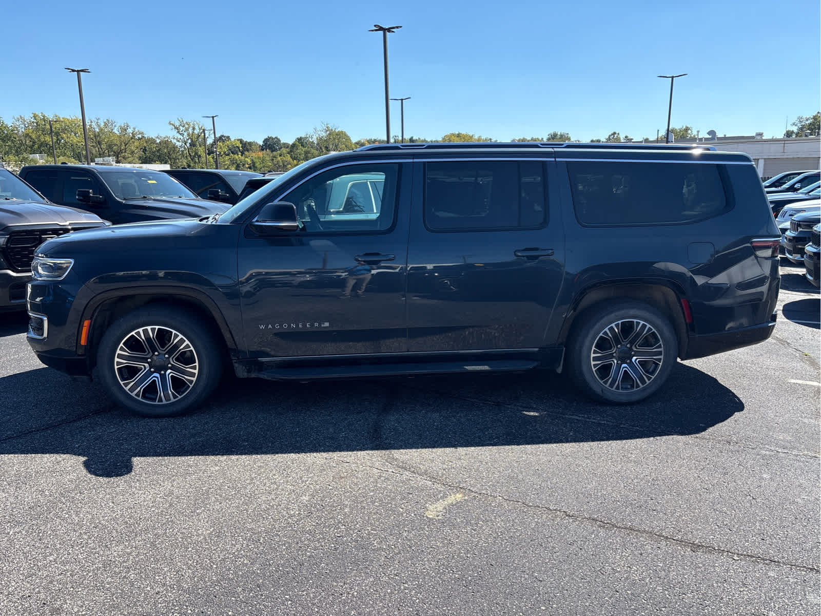 2023 Jeep Wagoneer L Series II 4x4