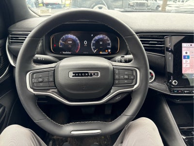 2023 Jeep Wagoneer Base