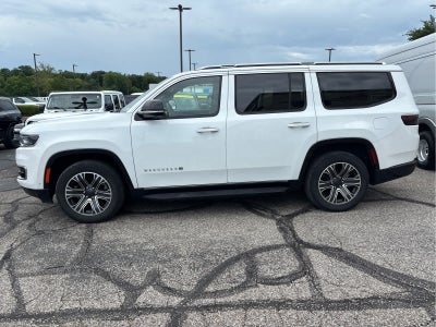 2023 Jeep Wagoneer Base
