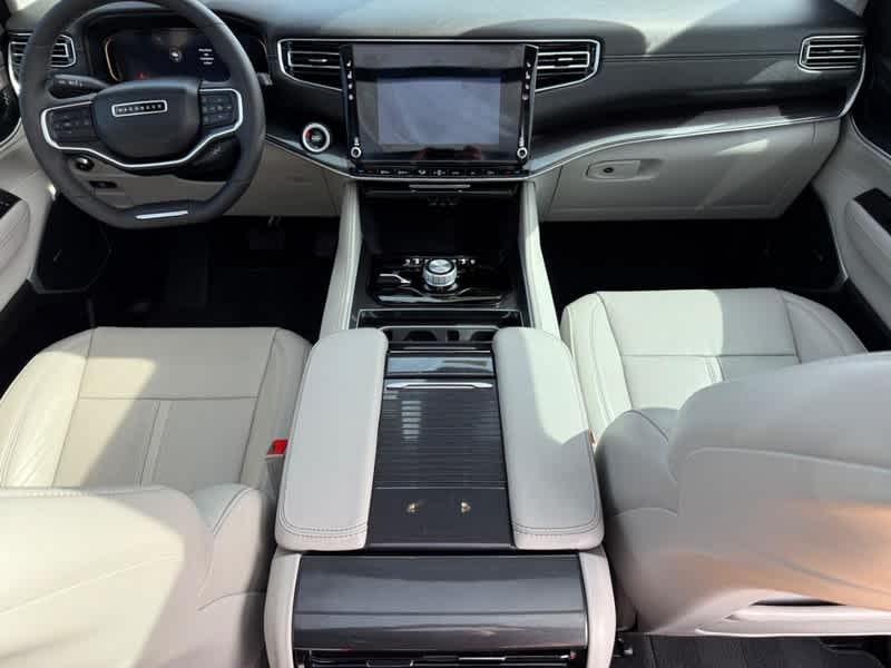 2024 Jeep Wagoneer Base