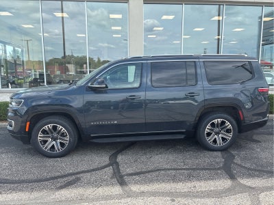 2023 Jeep Wagoneer Base