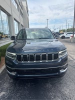 2023 Jeep Wagoneer Base