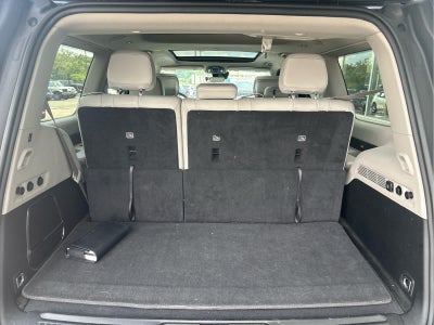 2023 Jeep Wagoneer Base