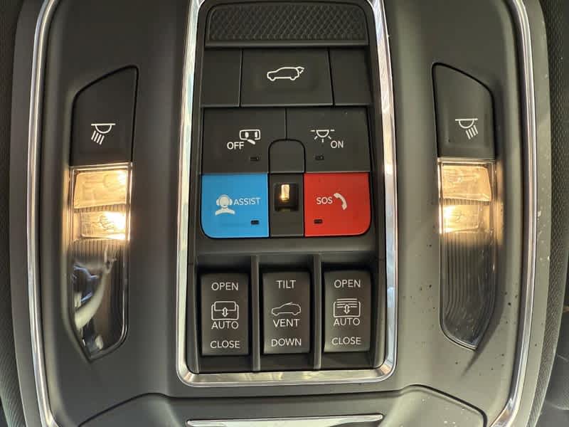 2024 Jeep Wagoneer Series II Carbide