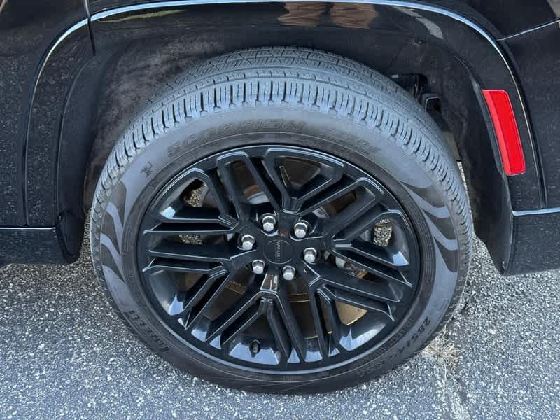 2024 Jeep Wagoneer Series II Carbide