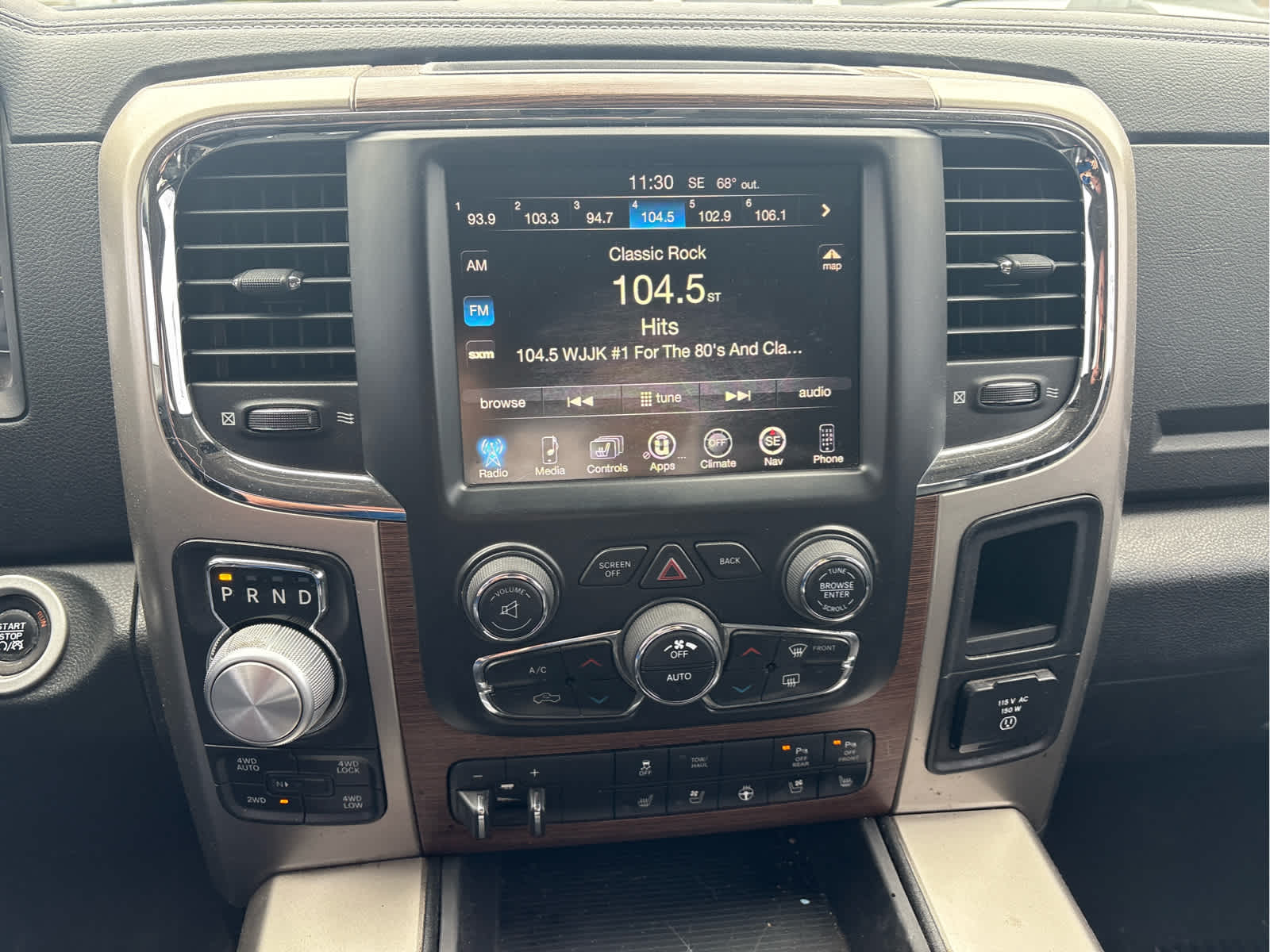 2014 RAM 1500 Laramie