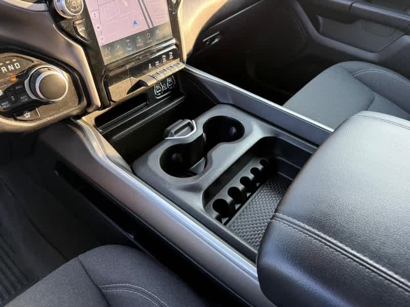 2024 RAM 1500 Big Horn Crew Cab 4x4 5'7' Box