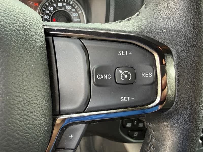2024 RAM 1500 Big Horn Crew Cab 4x4 5'7' Box
