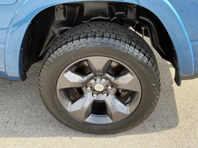 2024 RAM 1500 Big Horn Crew Cab 4x4 5'7' Box