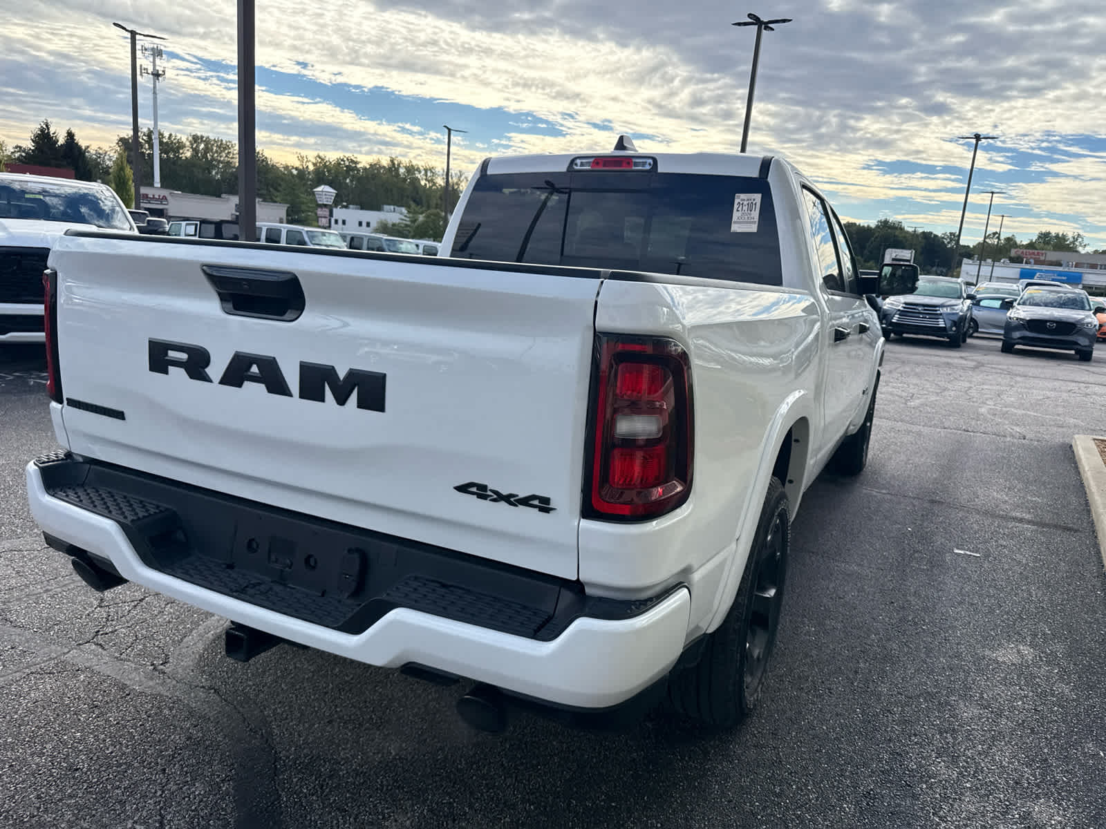 2026 RAM 1500 Big Horn Crew Cab 4x4 5'7' Box