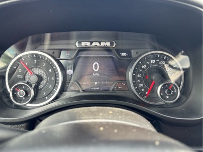 2025 RAM 1500 Big Horn Crew Cab 4x4 5'7' Box