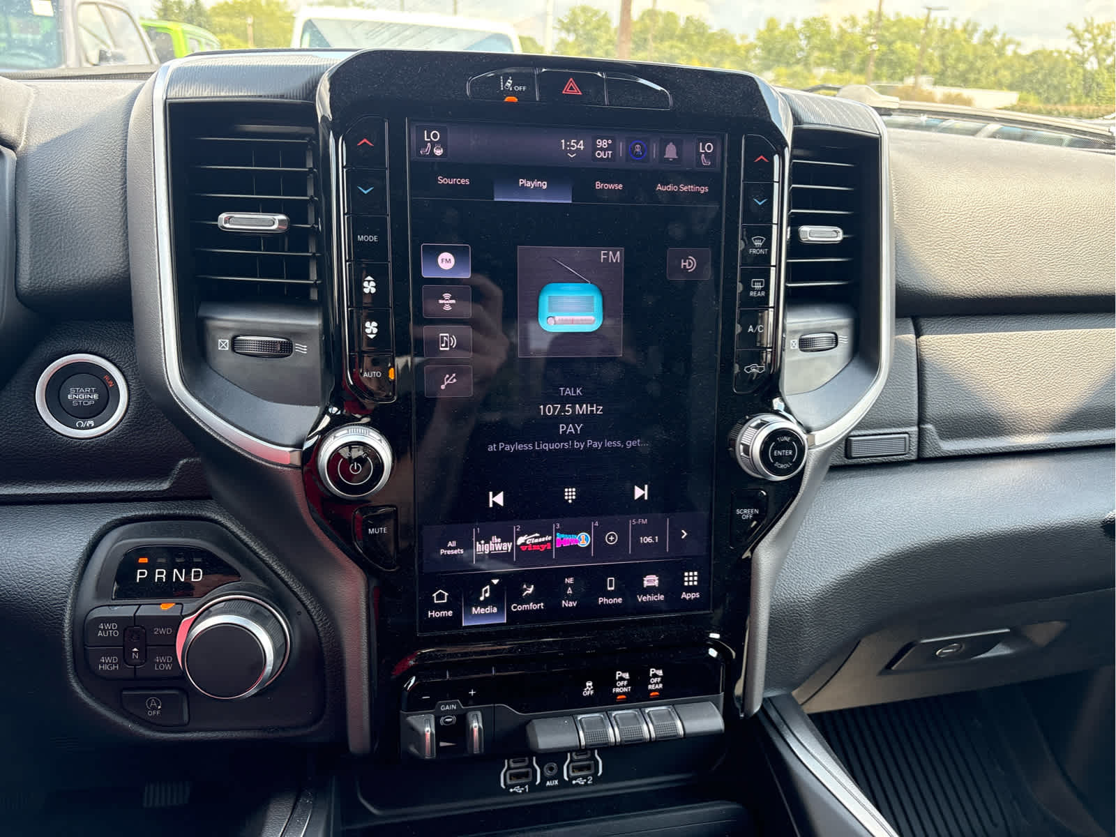 2026 RAM 1500 Big Horn Crew Cab 4x4 5'7' Box