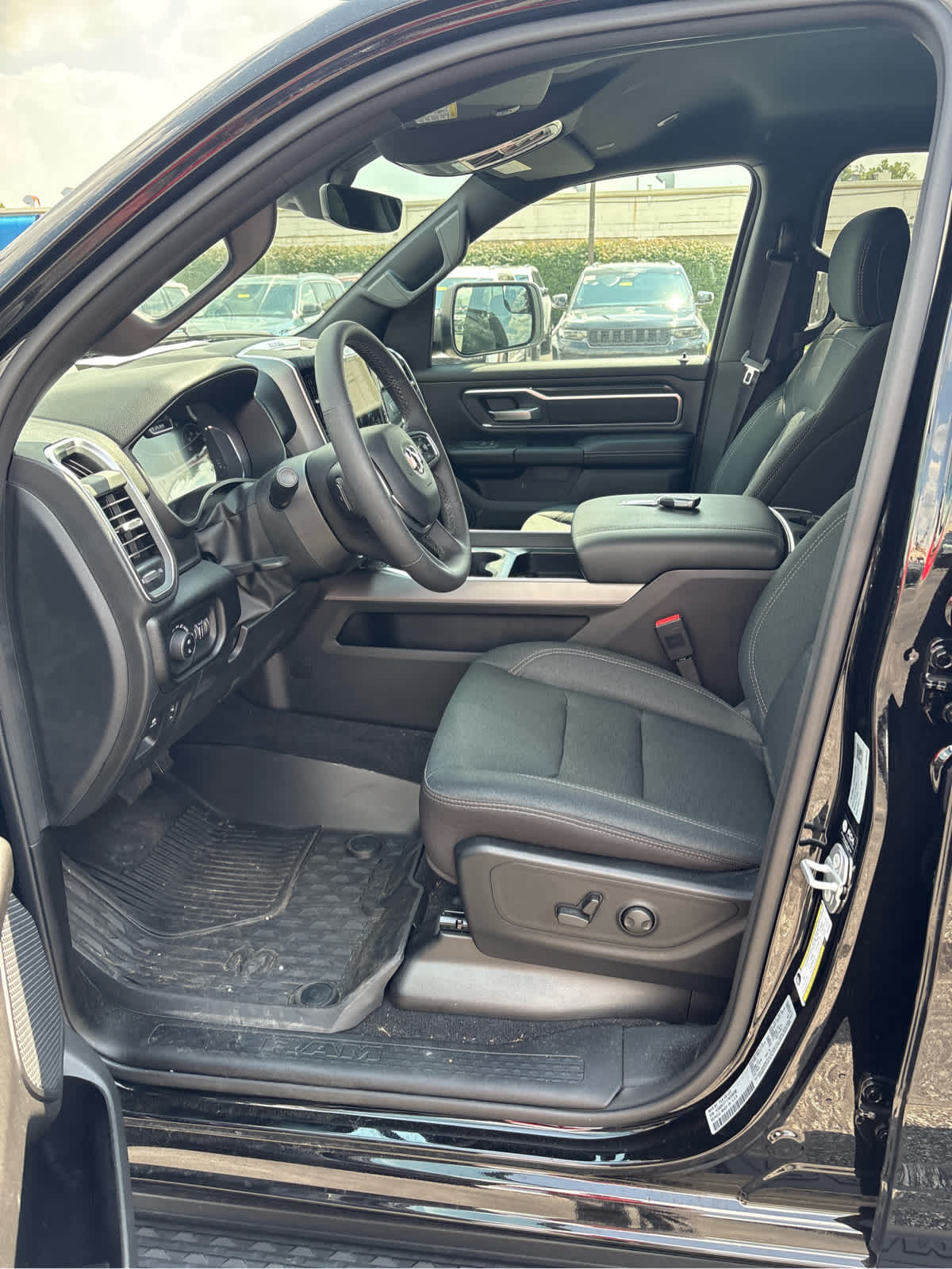 2026 RAM 1500 Big Horn Crew Cab 4x4 5'7' Box
