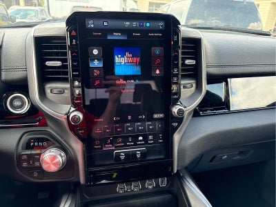 2025 RAM 1500 Laramie Crew Cab 4x4 5'7' Box