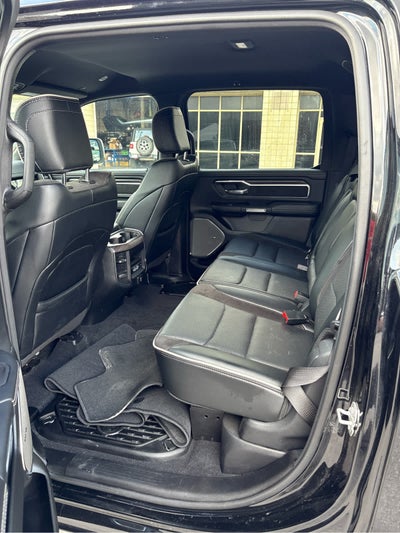 2025 RAM 1500 Laramie Crew Cab 4x4 5'7' Box