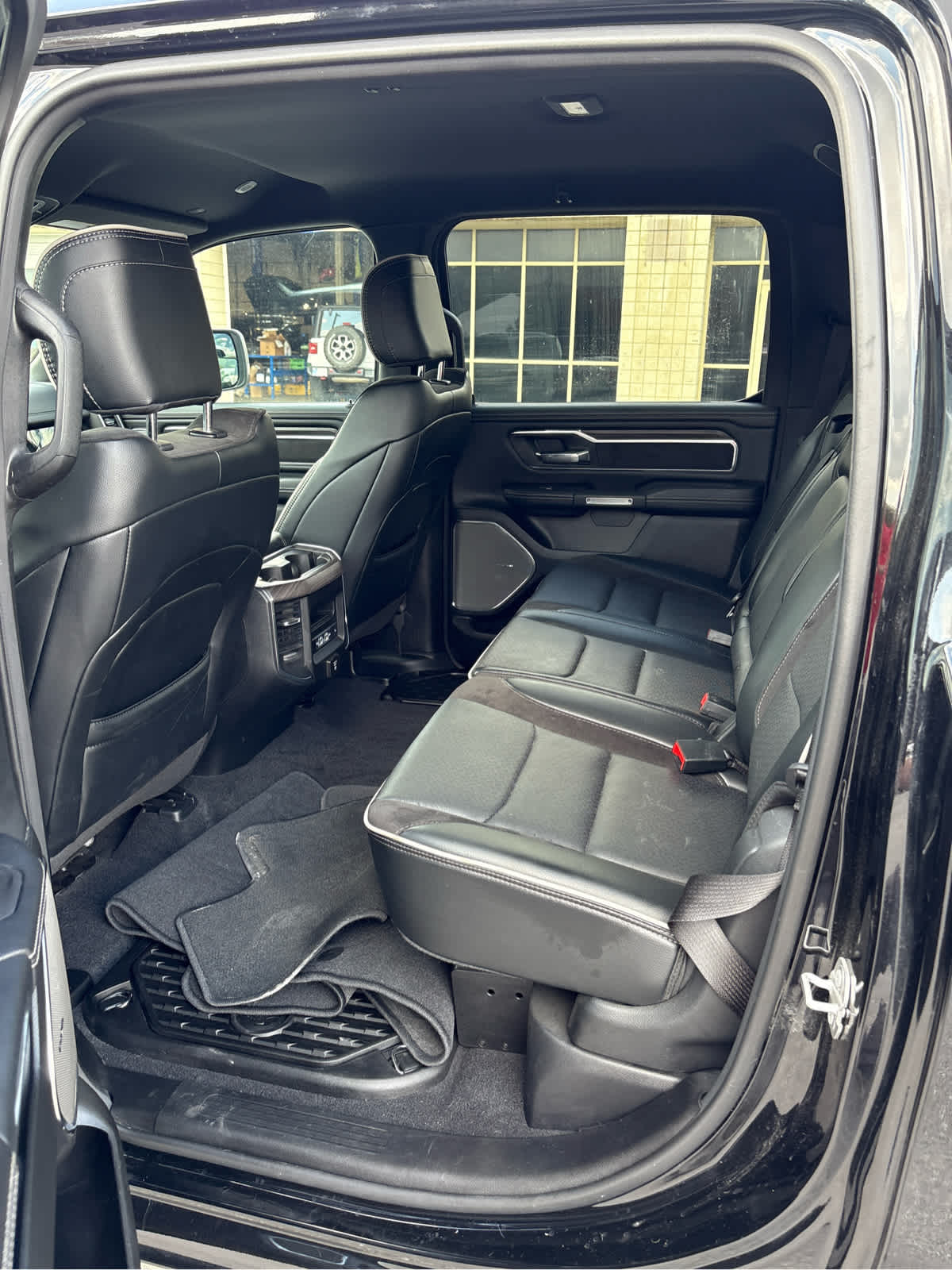 2025 RAM 1500 Laramie Crew Cab 4x4 5'7' Box