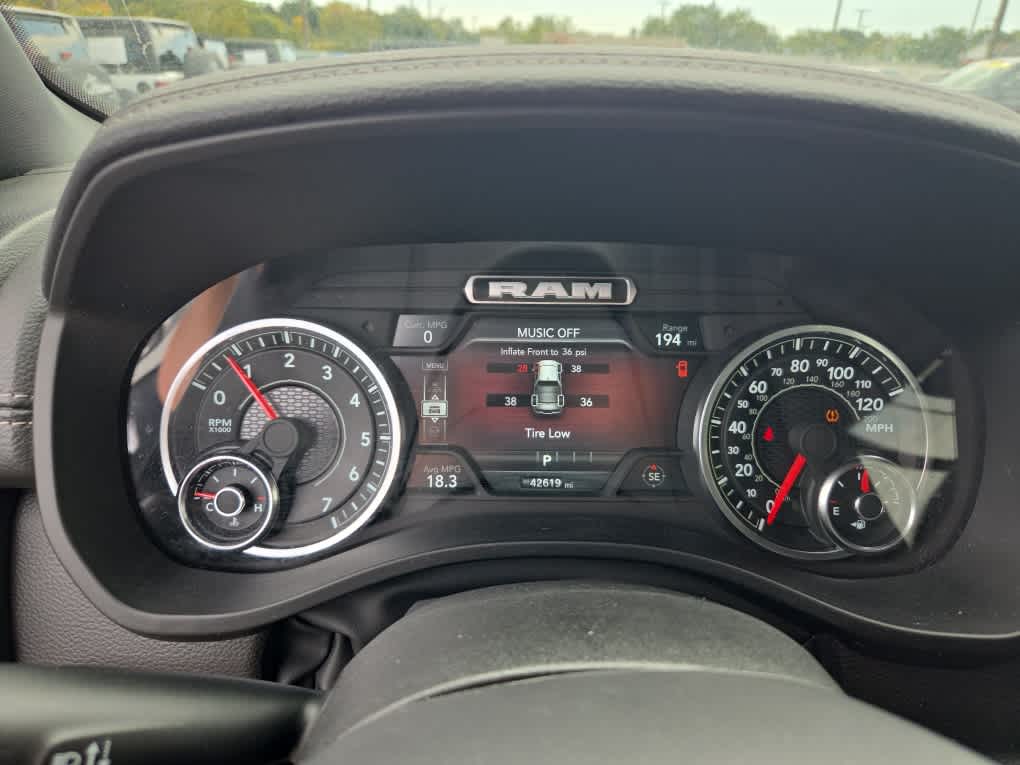 2025 RAM 1500 Laramie Crew Cab 4x4 5'7' Box