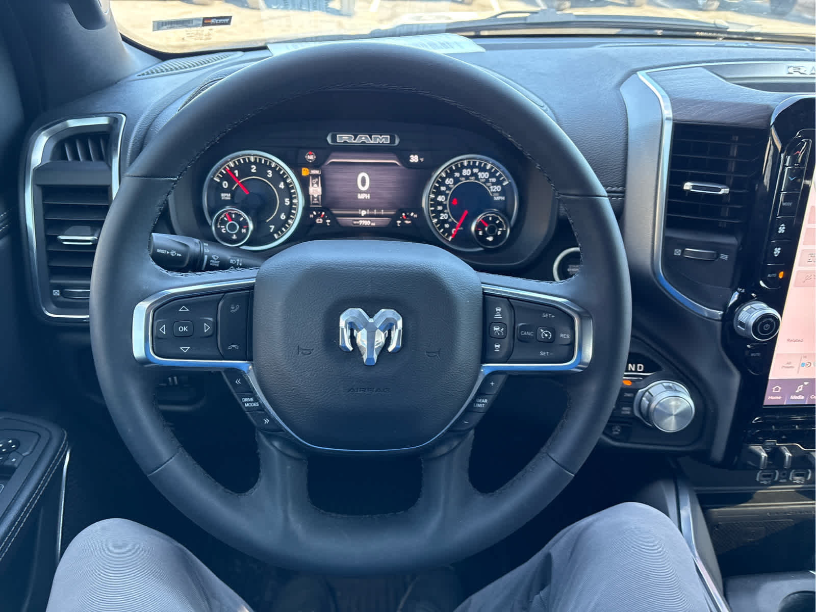 2025 RAM 1500 Laramie