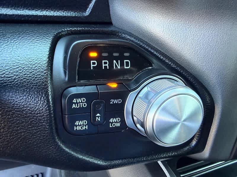 2021 RAM 1500 Laramie Crew Cab 4x4 5'7' Box
