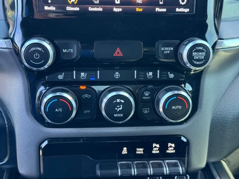 2021 RAM 1500 Laramie Crew Cab 4x4 5'7' Box