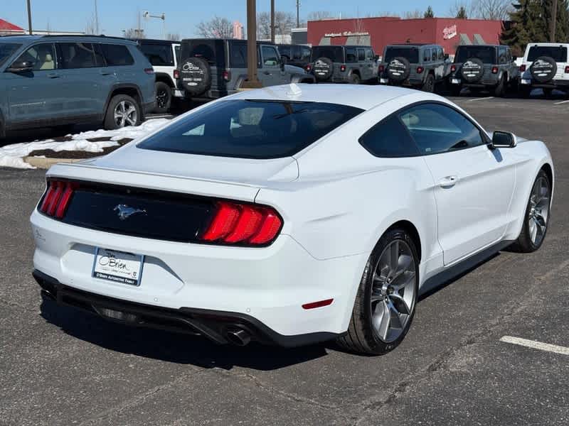 2022 Ford Mustang EcoBoost Premium