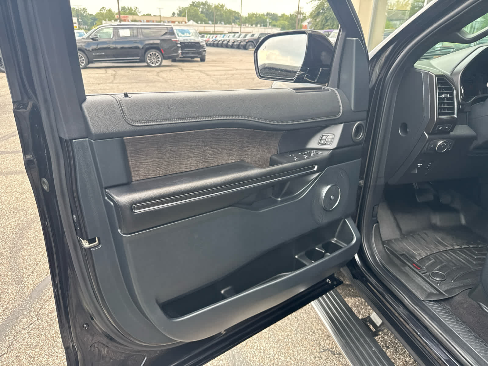2021 Ford Expedition Limited MAX
