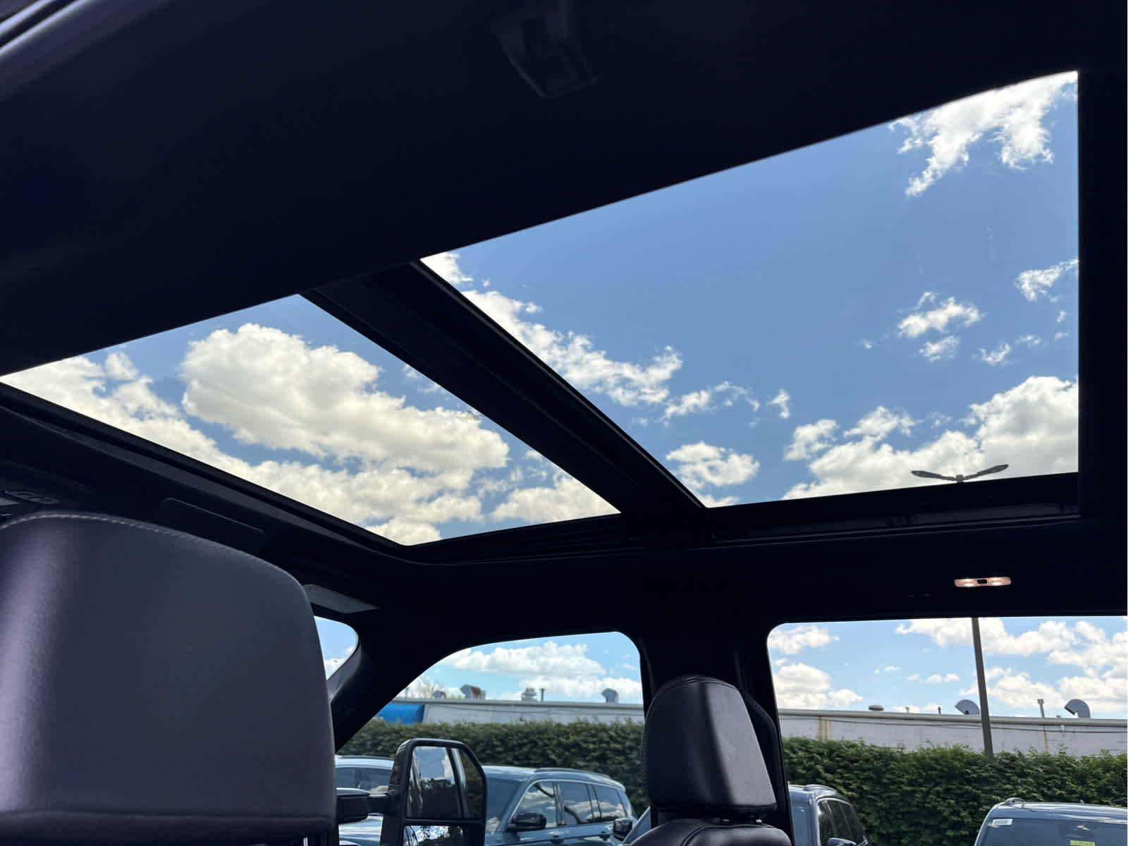 2022 Ford Super Duty F-250 Pickup LARIAT