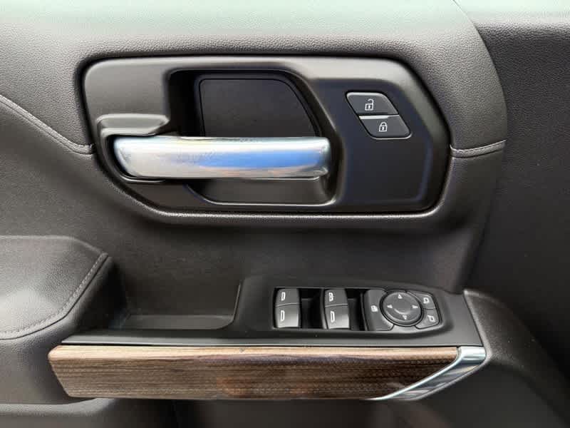 2021 Chevrolet Silverado 1500 4WD Crew Cab Standard Bed LT