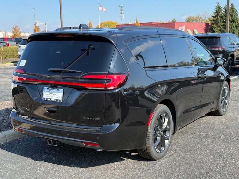 2026 Chrysler Pacifica Limited