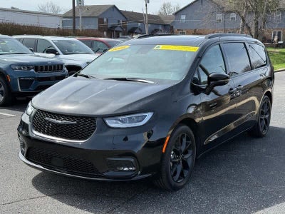 2025 Chrysler Pacifica Limited