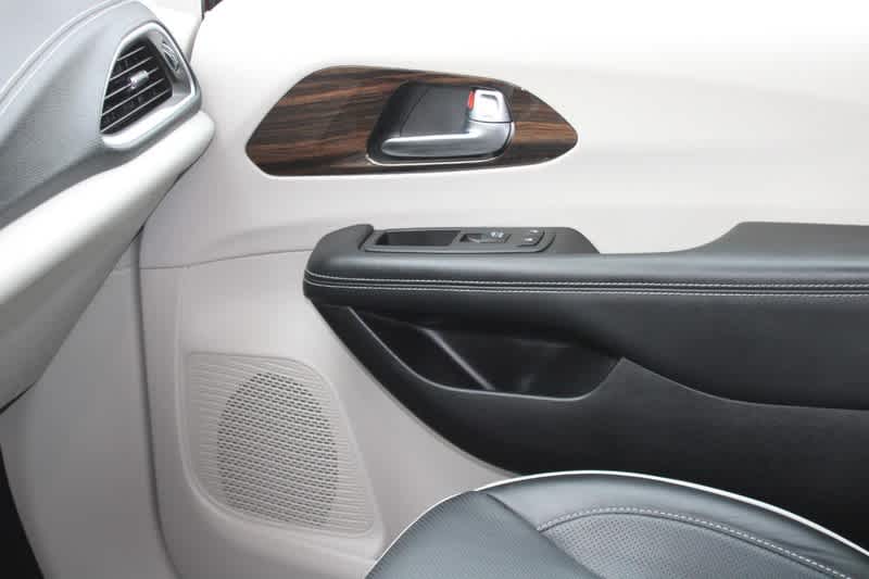 2021 Chrysler Pacifica Limited