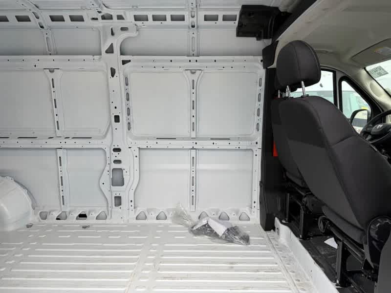 2025 RAM ProMaster 2500 Tradesman
