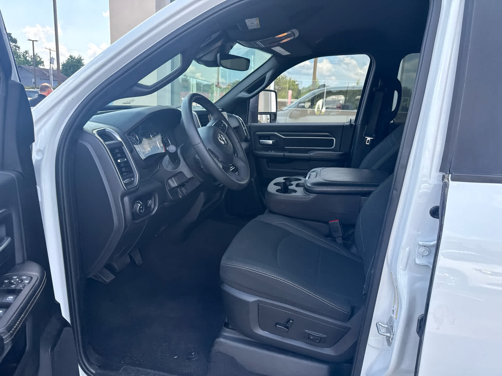 2025 RAM 2500 Big Horn Crew Cab 4x4 6'4' Box