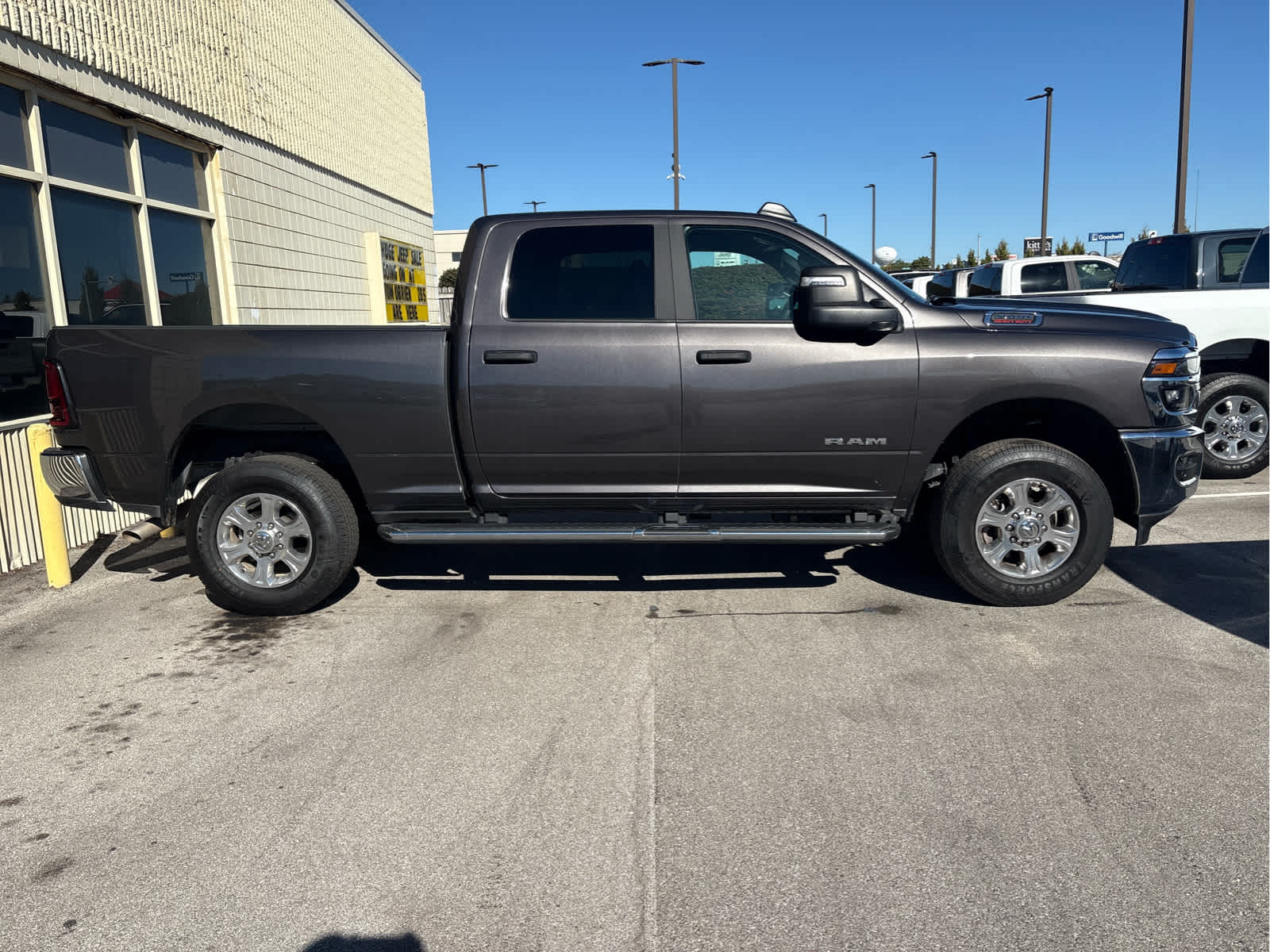 2026 RAM 2500 Big Horn Crew Cab 4x4 6'4' Box