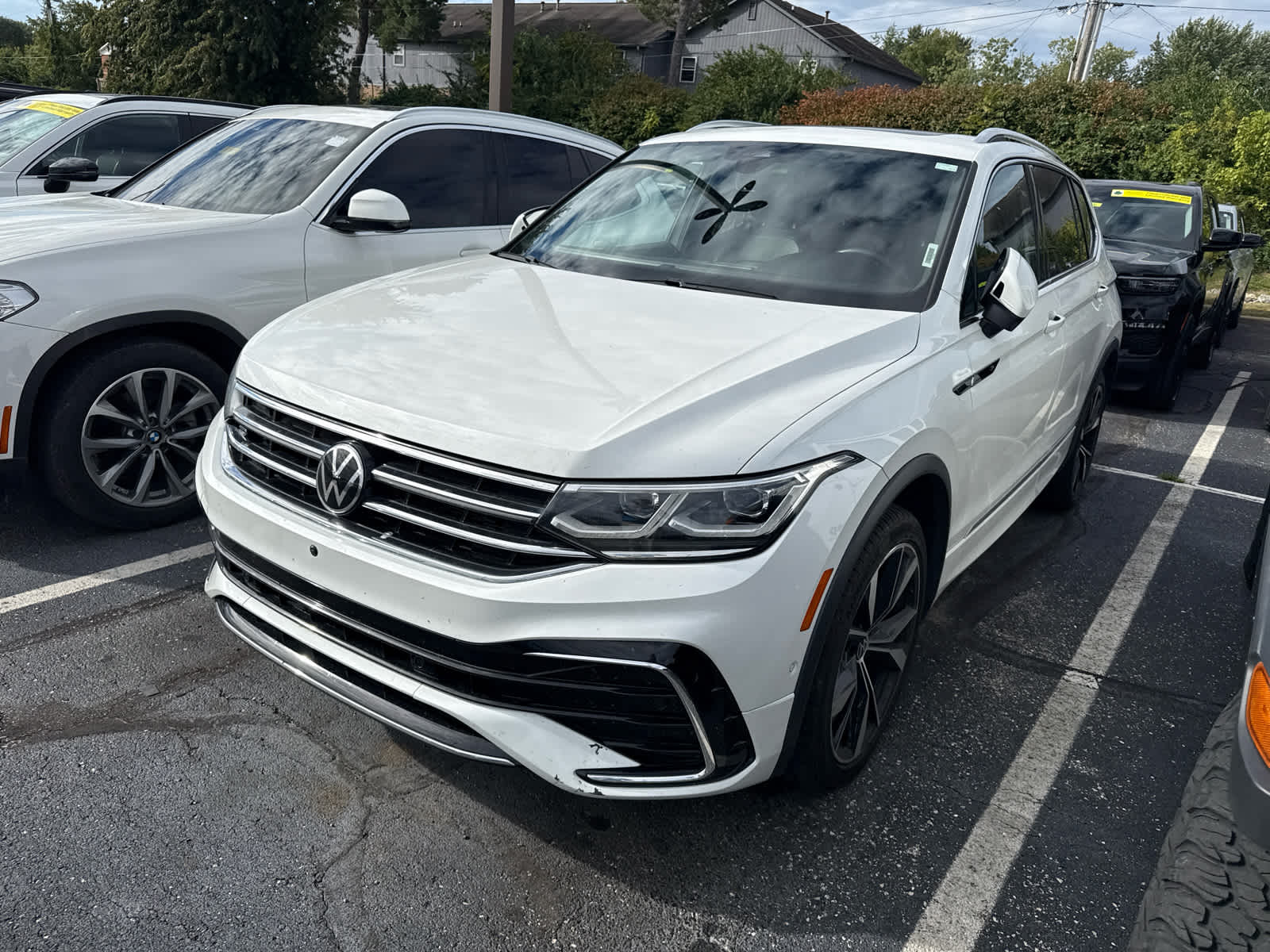 2022 Volkswagen Tiguan 2.0T SEL R-Line