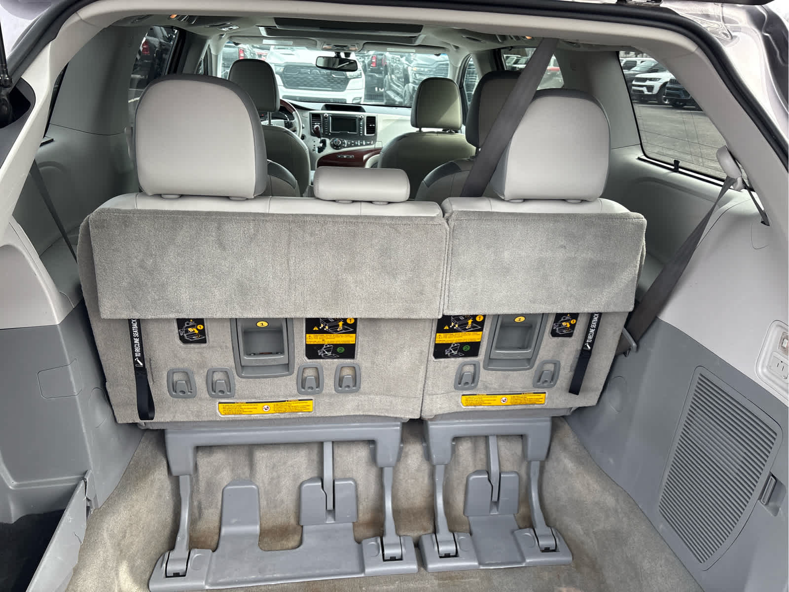 2014 Toyota Sienna XLE